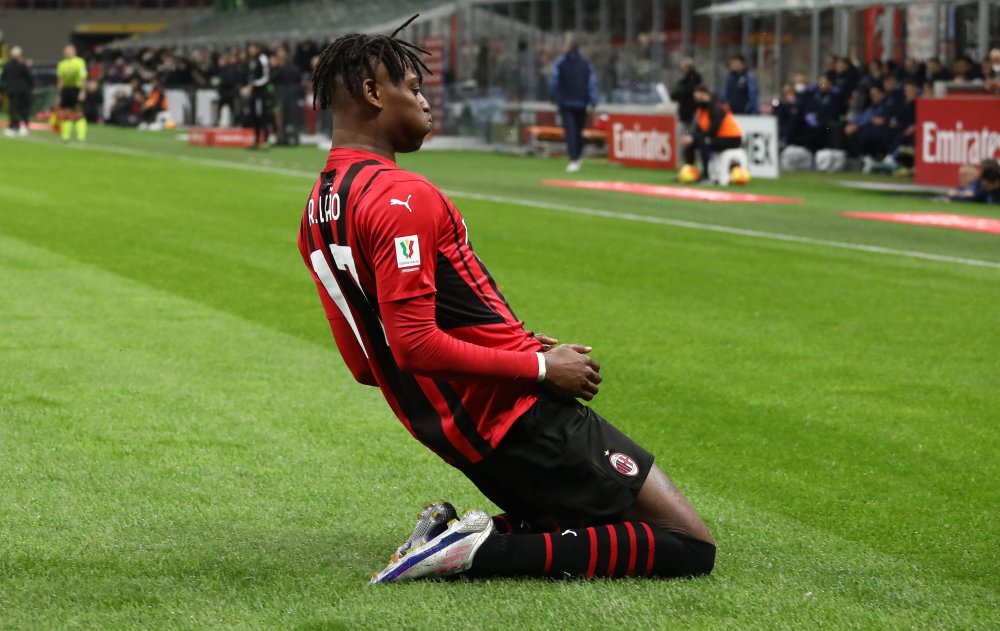 今晚意大利杯传出新动向，阿斯顿维拉完成体检，管理层表态：球迷炸锅，阵容厚度经受考验(阿斯顿维拉vs伯恩利)