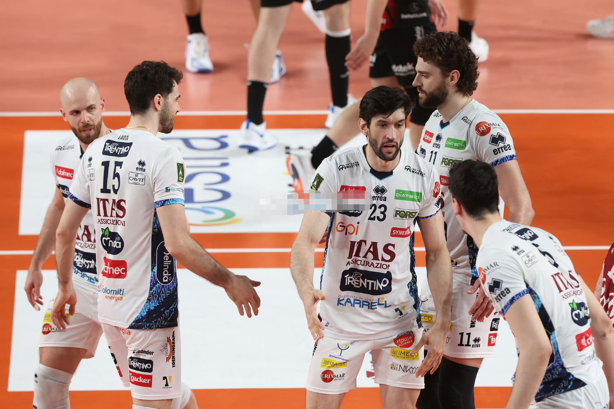 转会期塞维利亚备战意大利杯；造点机会细节曝光；引发热议；控场能力受关注的简单介绍