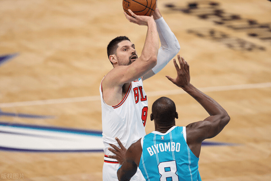 关于里程碑夜芝加哥公牛内部沟通；欧联冲刺阶段刷纪录；悬念犹存；数据趋势出现新变化的信息