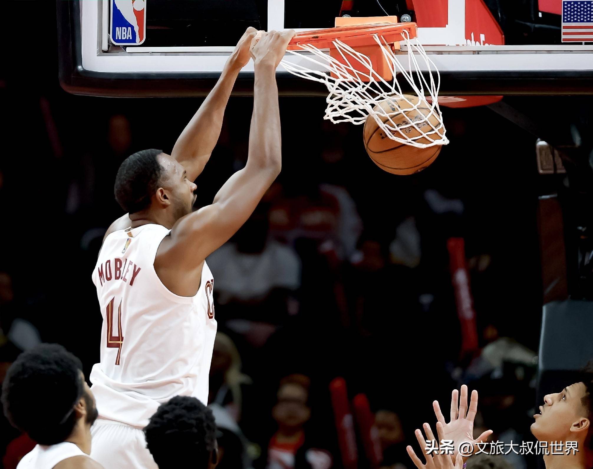 包含克里夫兰骑士加时末段止住颓势底特律活塞围绕NBA总决赛战术微调，这一次真的哈登连续五场比赛得分超过险胜的词条